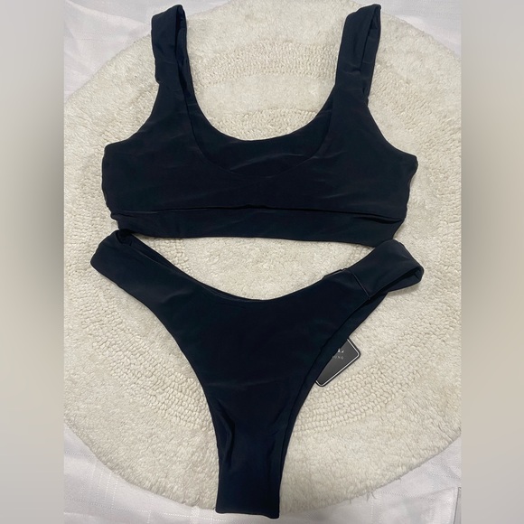ZAFUL Women's 2PCS Bikini Set Push Up Halter Swimsuit Color Black Size M. NWT - Picture 4 of 4